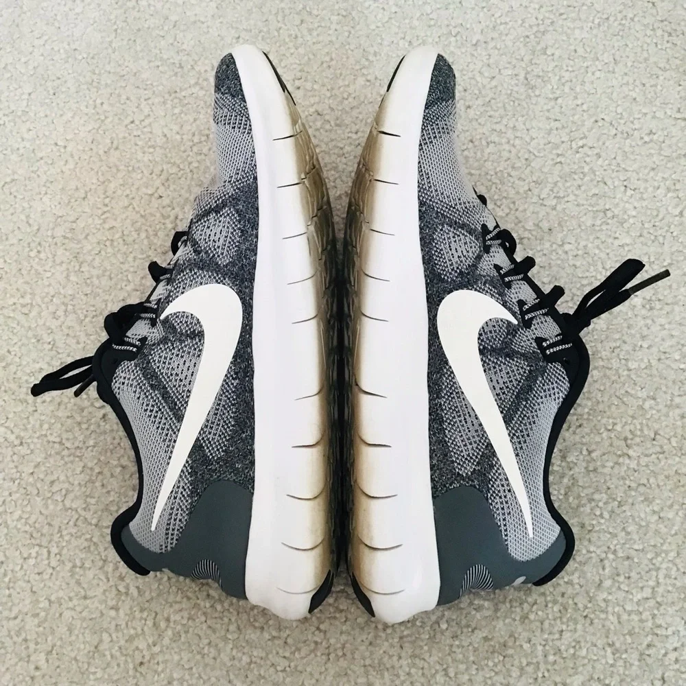 Men’s Nike Free Run Running Sneakers